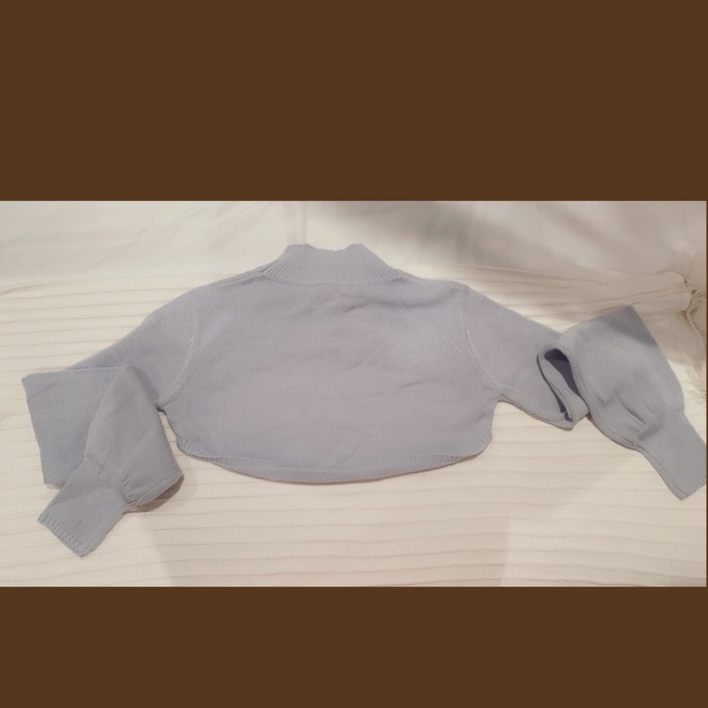 donated! NWOT Ballerina Crop Sweater - Picture 5 of 5